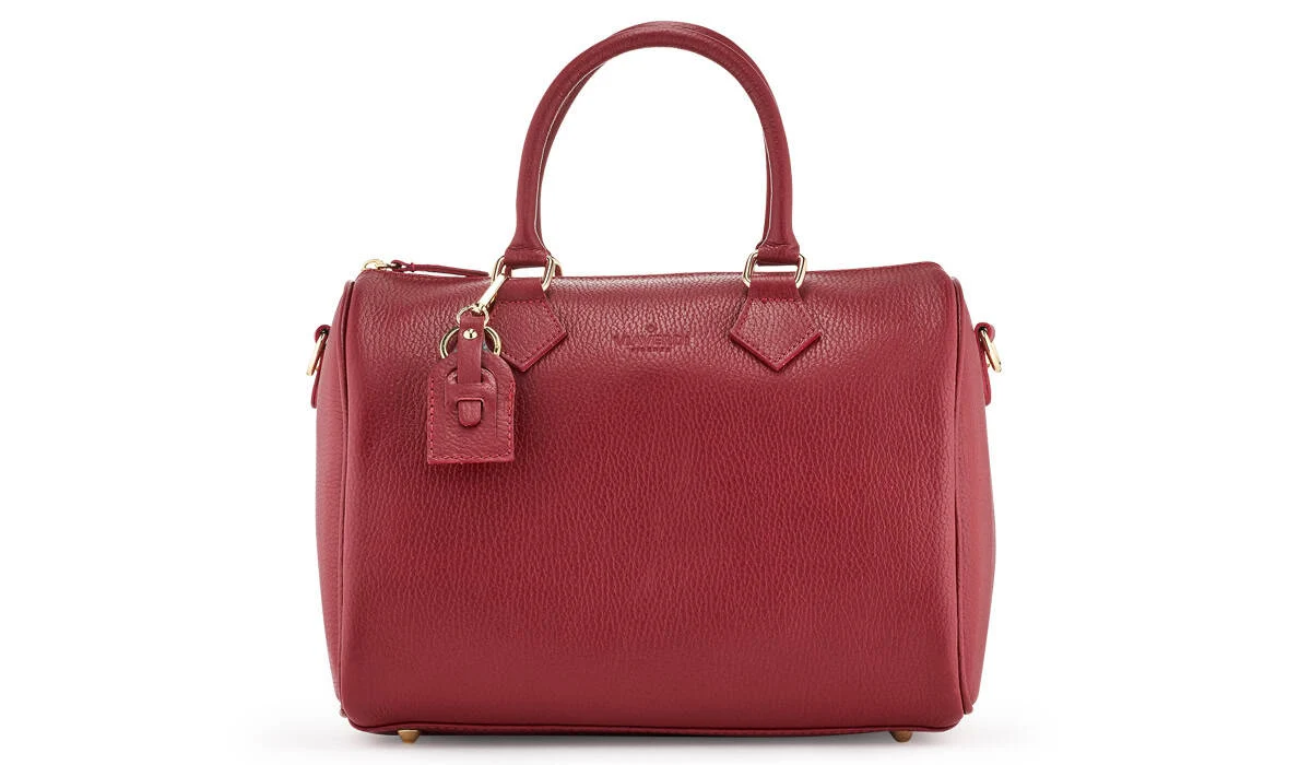 Professional handbag image editing after